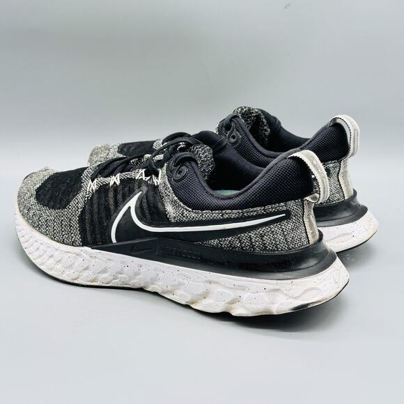 Nike Shoes Womens 8 Black White React Infinity Run Flyknit Running Sneakers - Picture 4 of 10